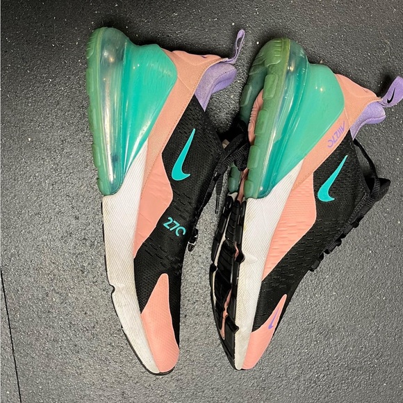 Have a Nike Day Airmax 270’s - Picture 2 of 4